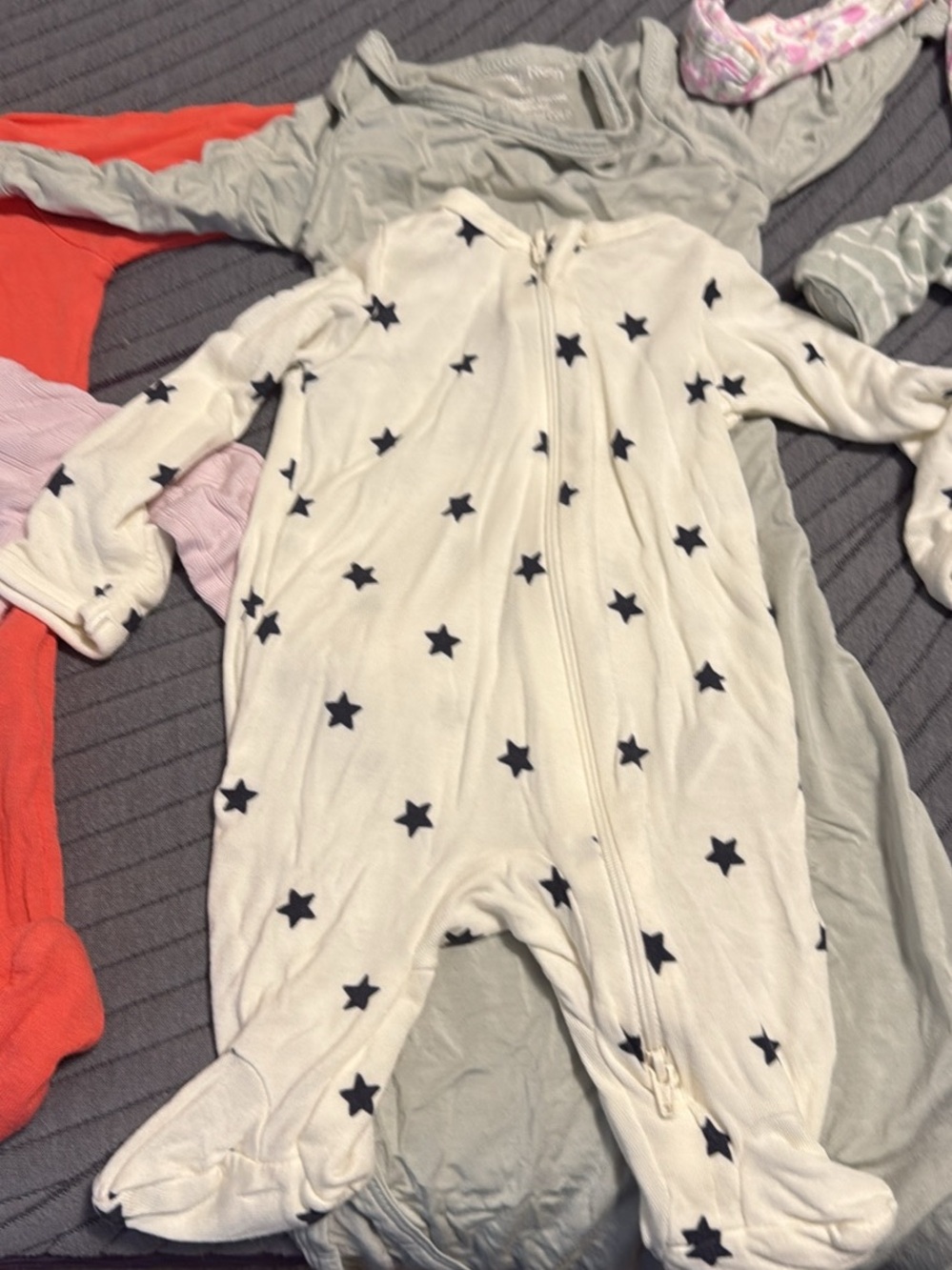 Newborn Girls Sleepers bundle - Picture 2 of 4